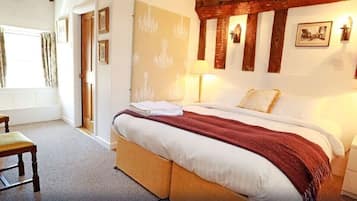 Deluxe Double Room | Free WiFi