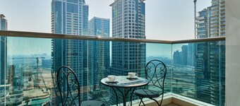 1BR view in a luxurious home