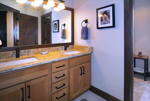Bathtub, hair dryer, towels