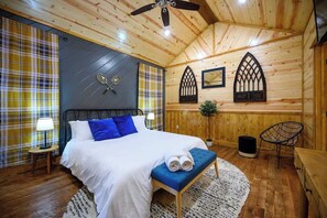 6 soverom, strykejern/-brett, reiseseng for barn og wi-fi