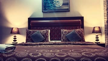 9 Schlafzimmer, Bügeleisen/Bügelbrett, WLAN, Bettwäsche