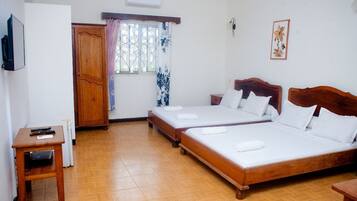 Basic Twin Room