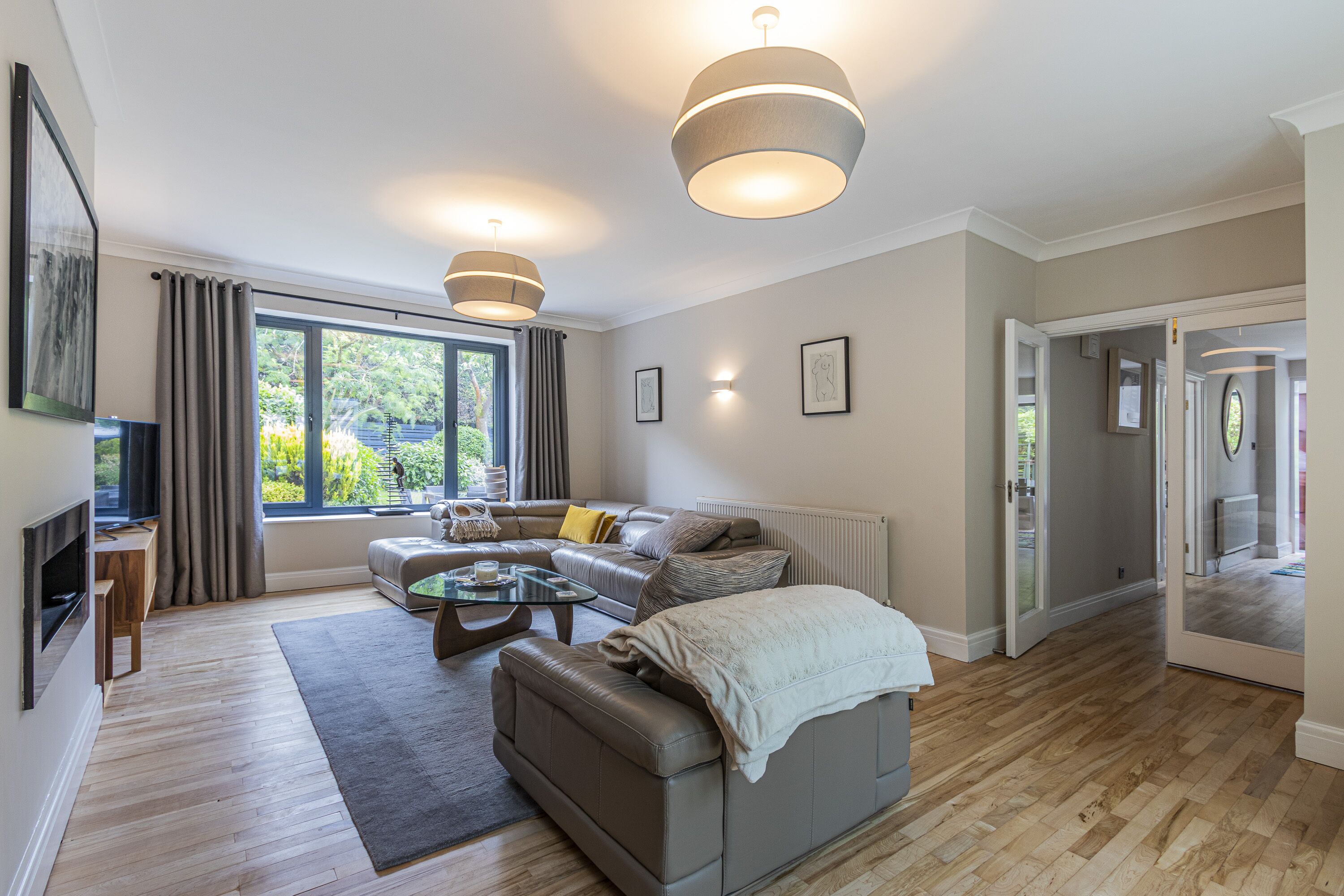 Cardiff Luxury House