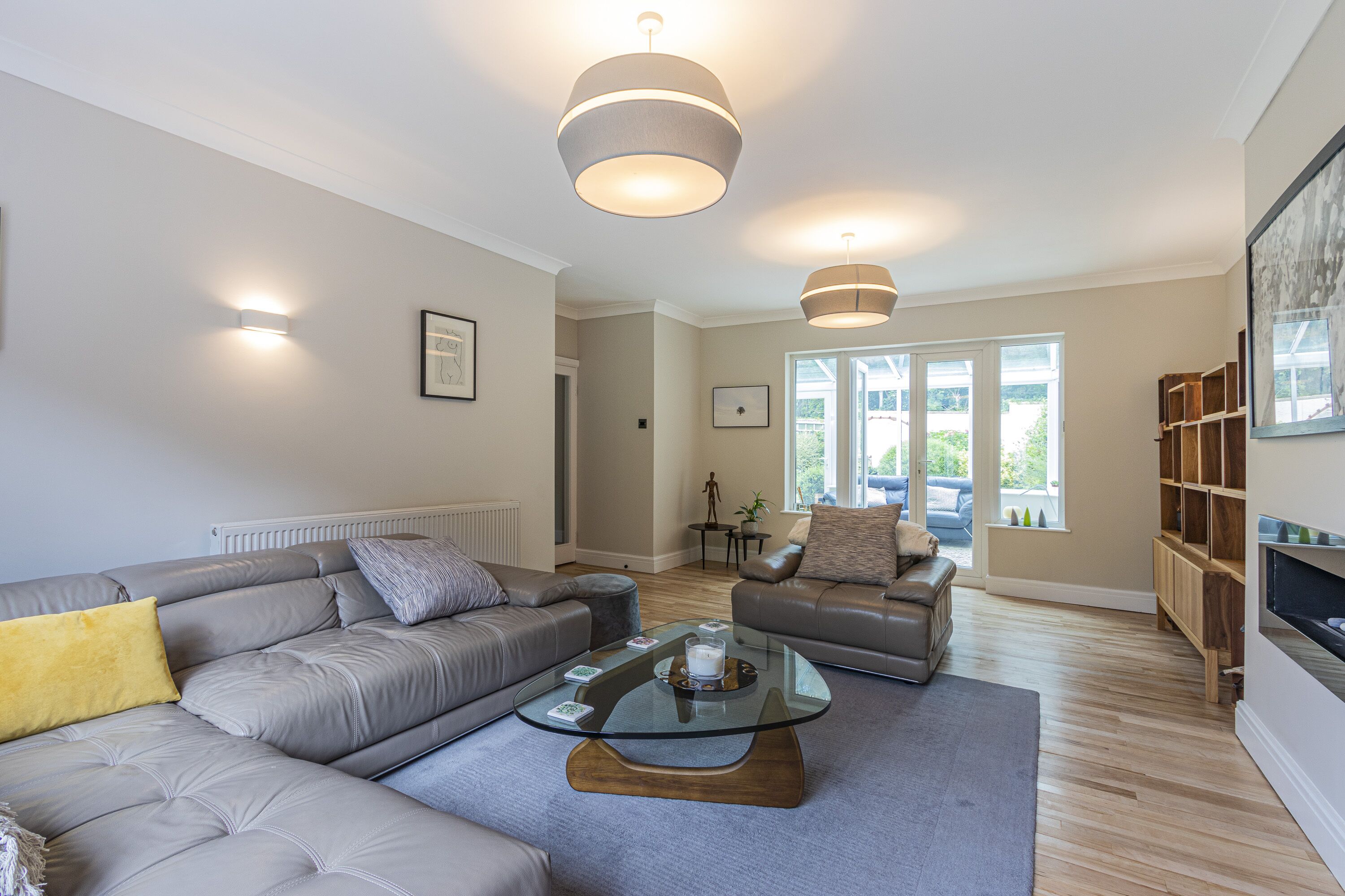 Cardiff Luxury House