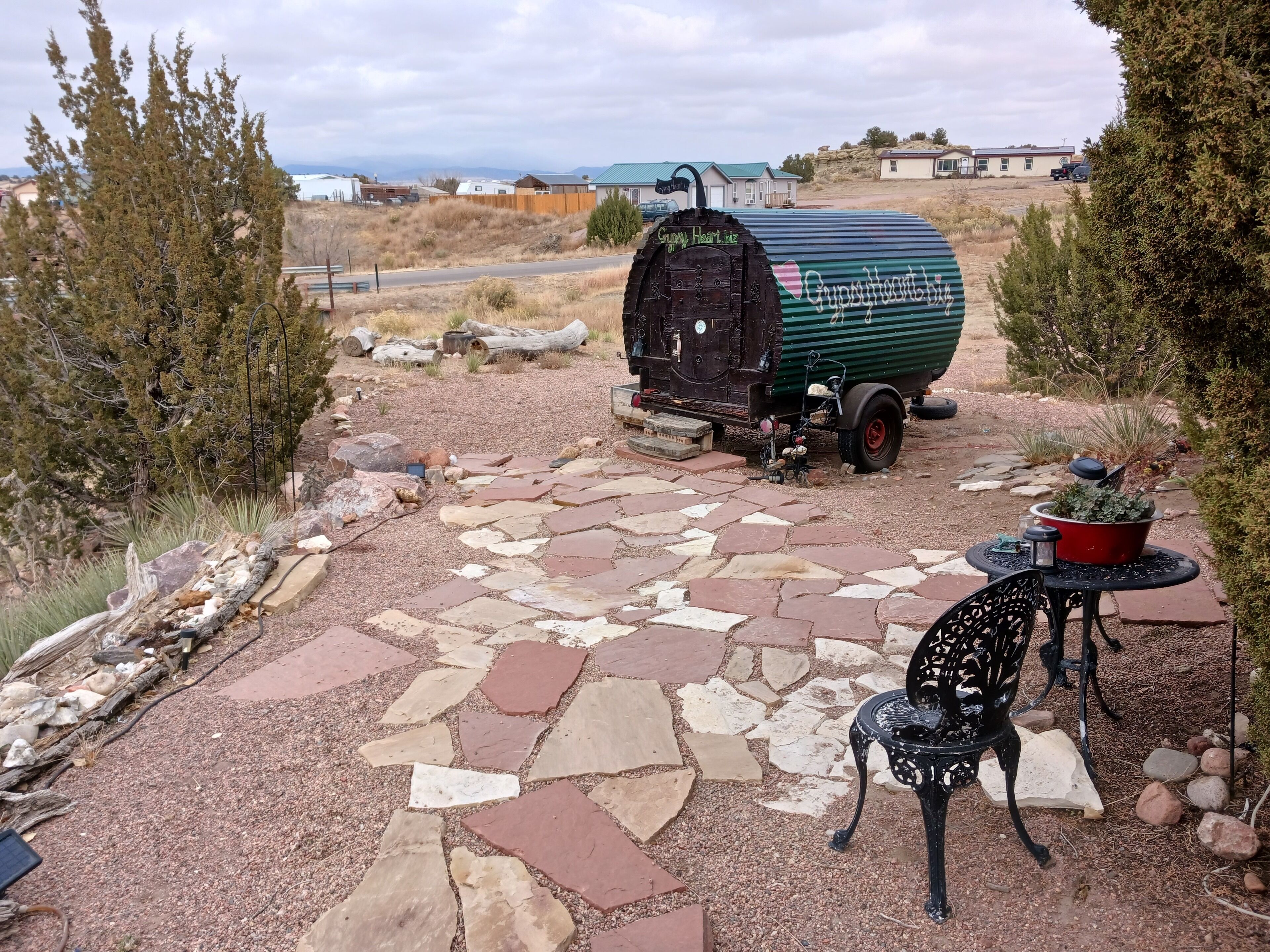 Liz's Little Gypsy Caravan W/ Hot Tub