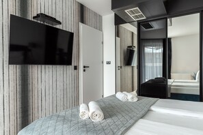 1 bedroom, iron/ironing board, travel crib, free WiFi