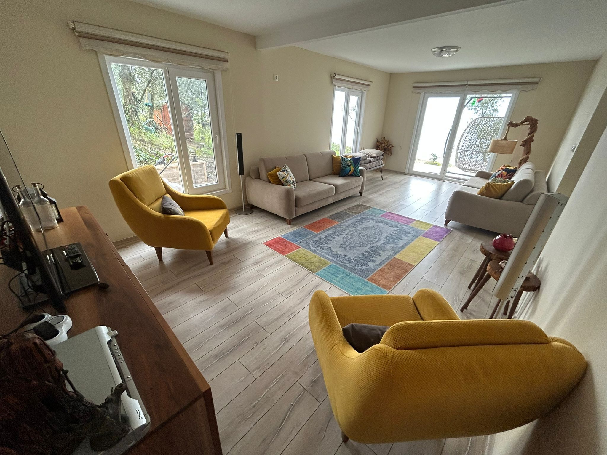 Iznik Sunshine Lake House with stunning views