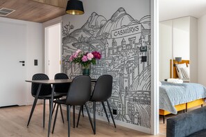 2 chambres, fer et planche à repasser, lit parapluie, Wi-Fi gratuit