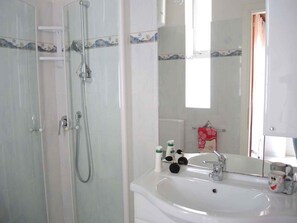 Bathroom - Holiday apartment mit Klimaanlage und Balkon (Bibione)