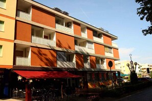 Exterior - Holiday apartment mit Klimaanlage und Balkon (Bibione)