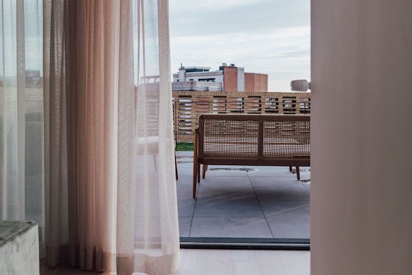 Deluxe Penthouse | City view