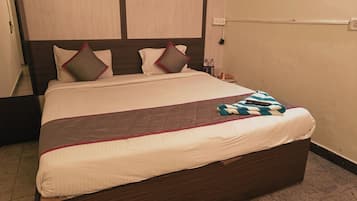 Standard Room | Premium bedding, down comforters, free WiFi