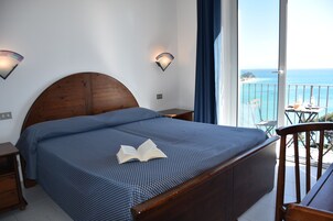 Camera Standard, vista mare | Una scrivania, culla da viaggio, Wi-Fi gratuito, lenzuola