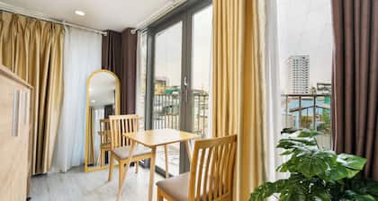 Ekomo Home 102 - Central Saigon