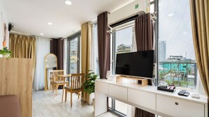 Flatskjerm-TV, Netflix og strømmetjenester