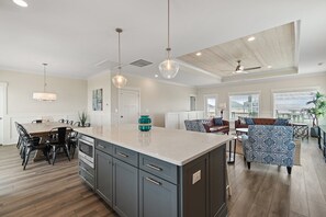 Interior - Brand New,1 Minute Walk to Beach, Pool, Elevator, Dog Friendly, Sleeps 15 (Oak Island)