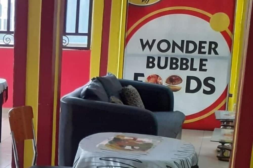Wonder Ville Hotel