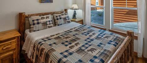 4 bedrooms, WiFi, bed sheets