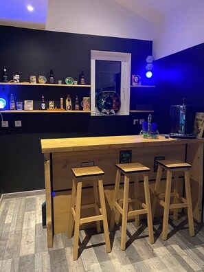 Bar (in der Unterkunft)