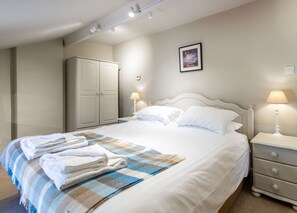 2 soverom, strykejern/-brett, wi-fi (inkludert) og sengetøy