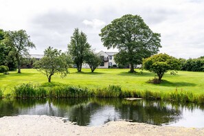 Property grounds - A cottage that sleeps 2 guests  in 1 bedroom (Sebergham)