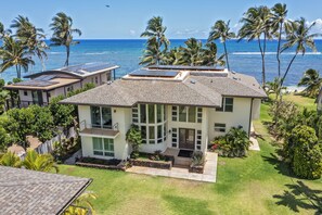 Exterior - Hula House - Beachfront North Shore Oahu (Wailua)