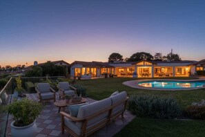 Et oppvarmet basseng