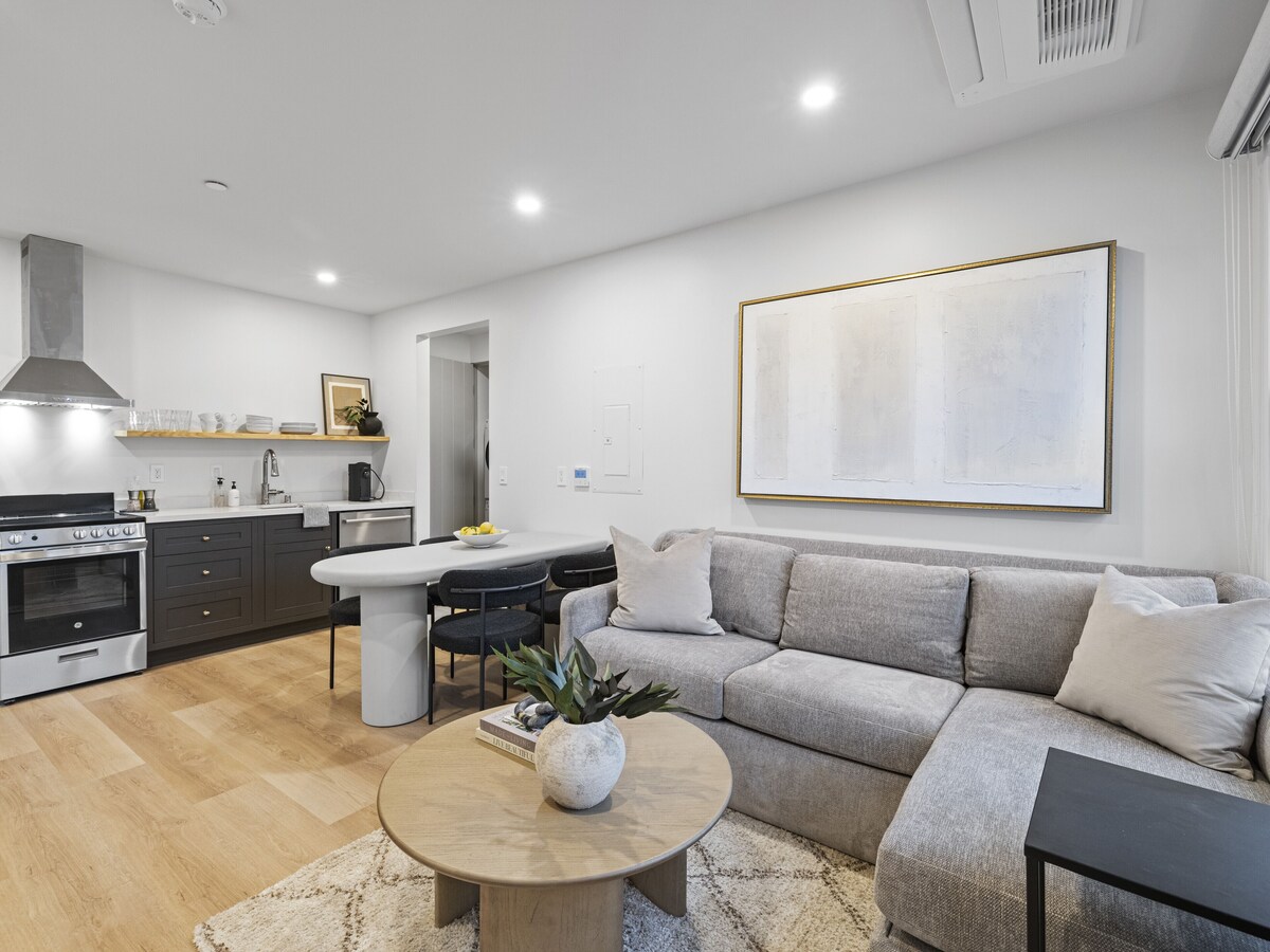 Casa Jardin Unit 4-Boutique Suite in Downtown Santa Barbara