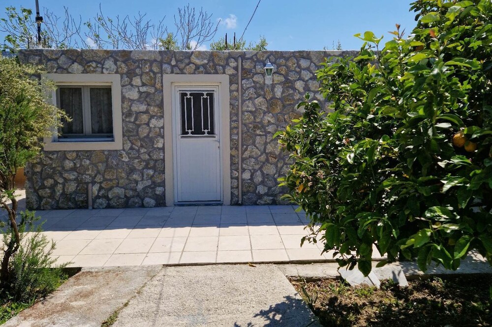 Aelia House II