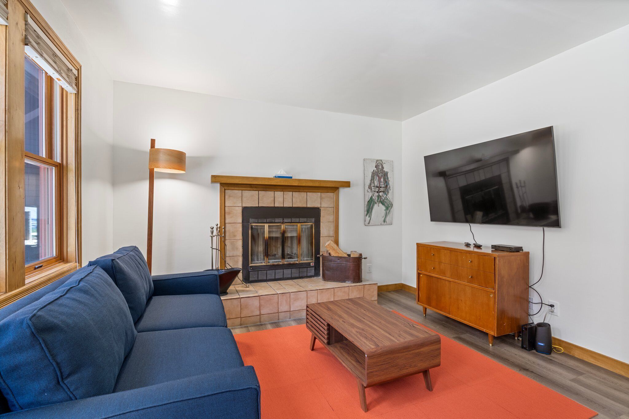 Updated Modern In-Town Condo w/ Pool & Hot Tub