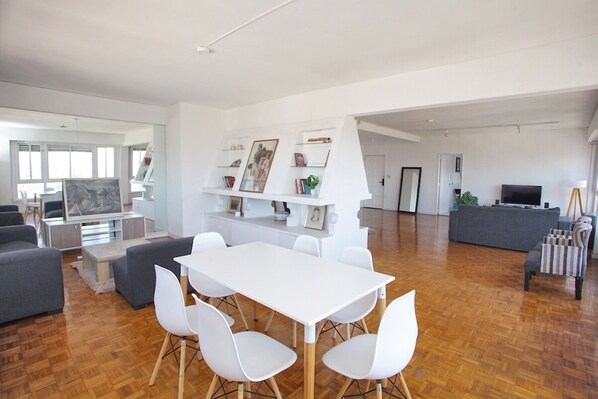 Interior - Spacious 5BR Classic Apt in Palermo (Buenos Aires)