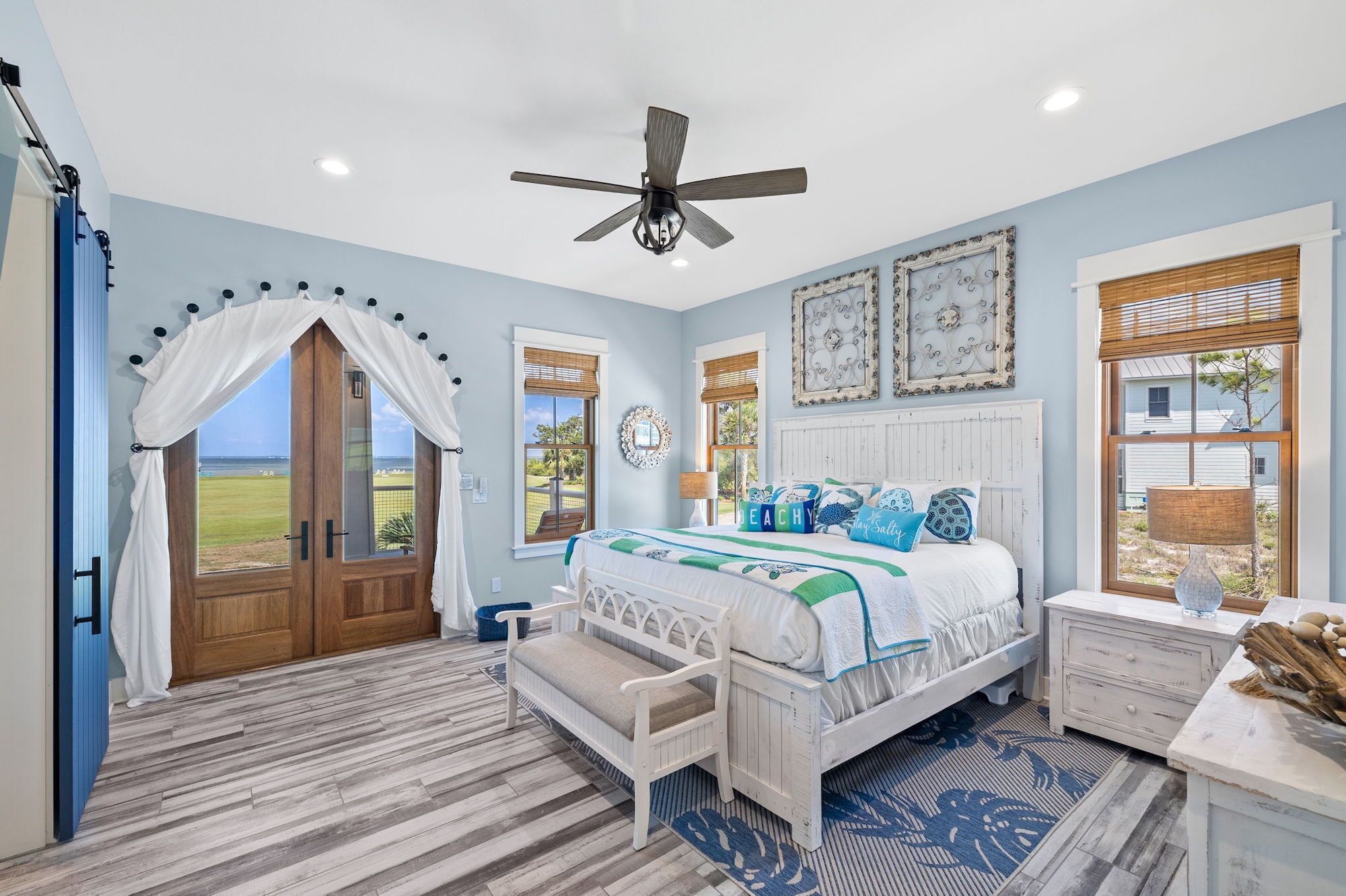 Gulf Views and Resort Amenities! Community Pool!