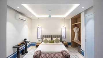 1 bedroom, premium bedding, down duvets, memory-foam beds