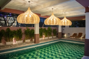 Outdoor pool - Casa Blanca LakeCity (Udaipur)