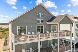 Terrace/patio - Cabin by the Sea #138 - Private Pool, Second Row Oceanfront & Sound Views! (North Topsail Beach)