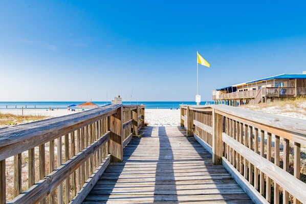 On the beach - 3BD/2BA at Boardwalk | Gulf-Front, Pool, Private Beach Access (Gulf Shores)
