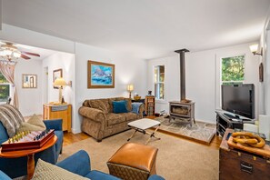 Smart TV - Dunning Ranch Guest Suite Two (Paso Robles)