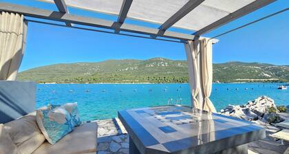 Waterfront Oasis by Interhome