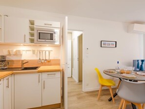 Fridge, microwave, oven, toaster