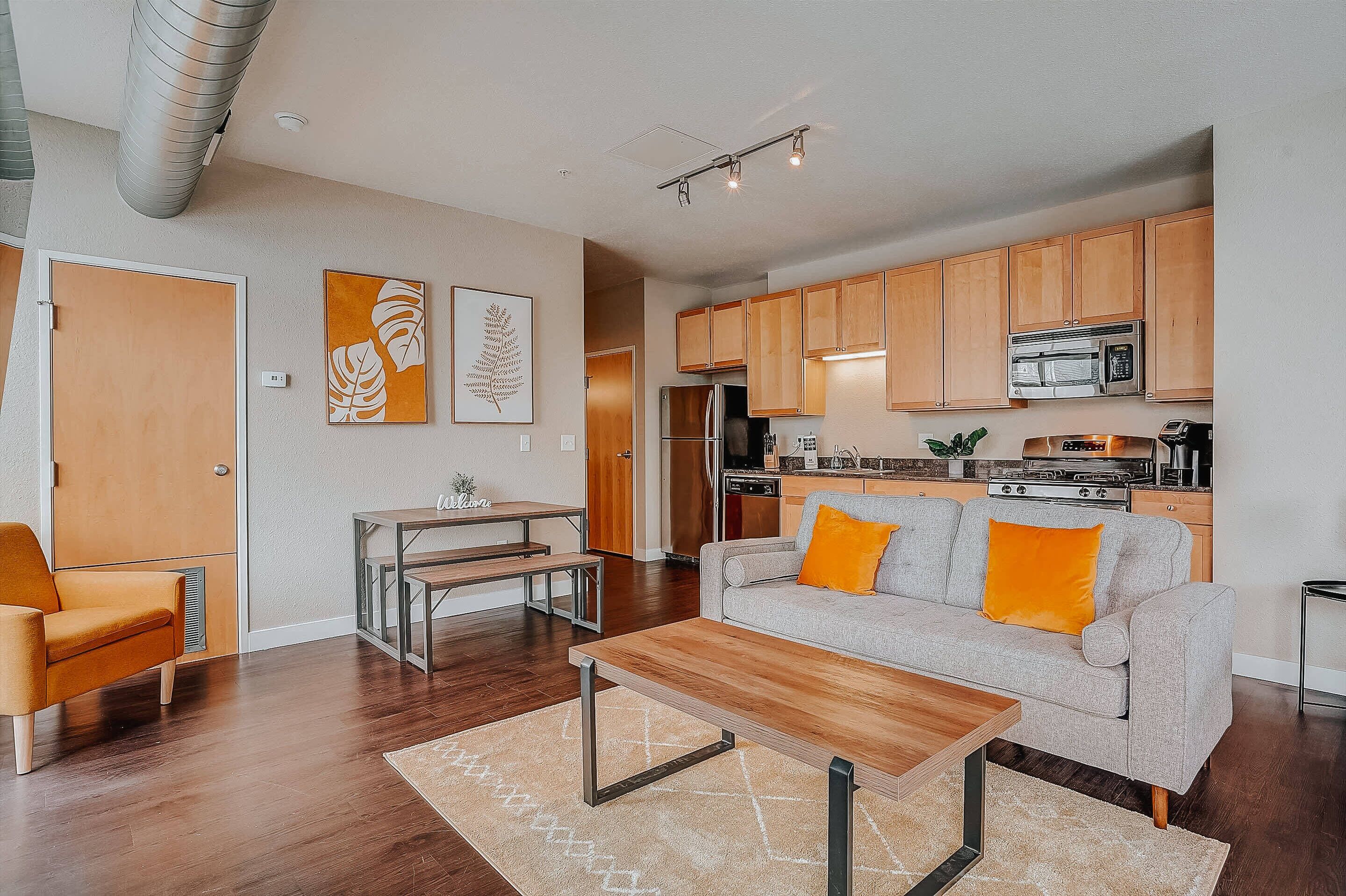 Frontdesk | Relaxing Open Studio Apt near UM