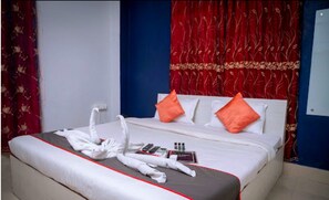 Deluxe Double Room | 1 bedroom, free WiFi