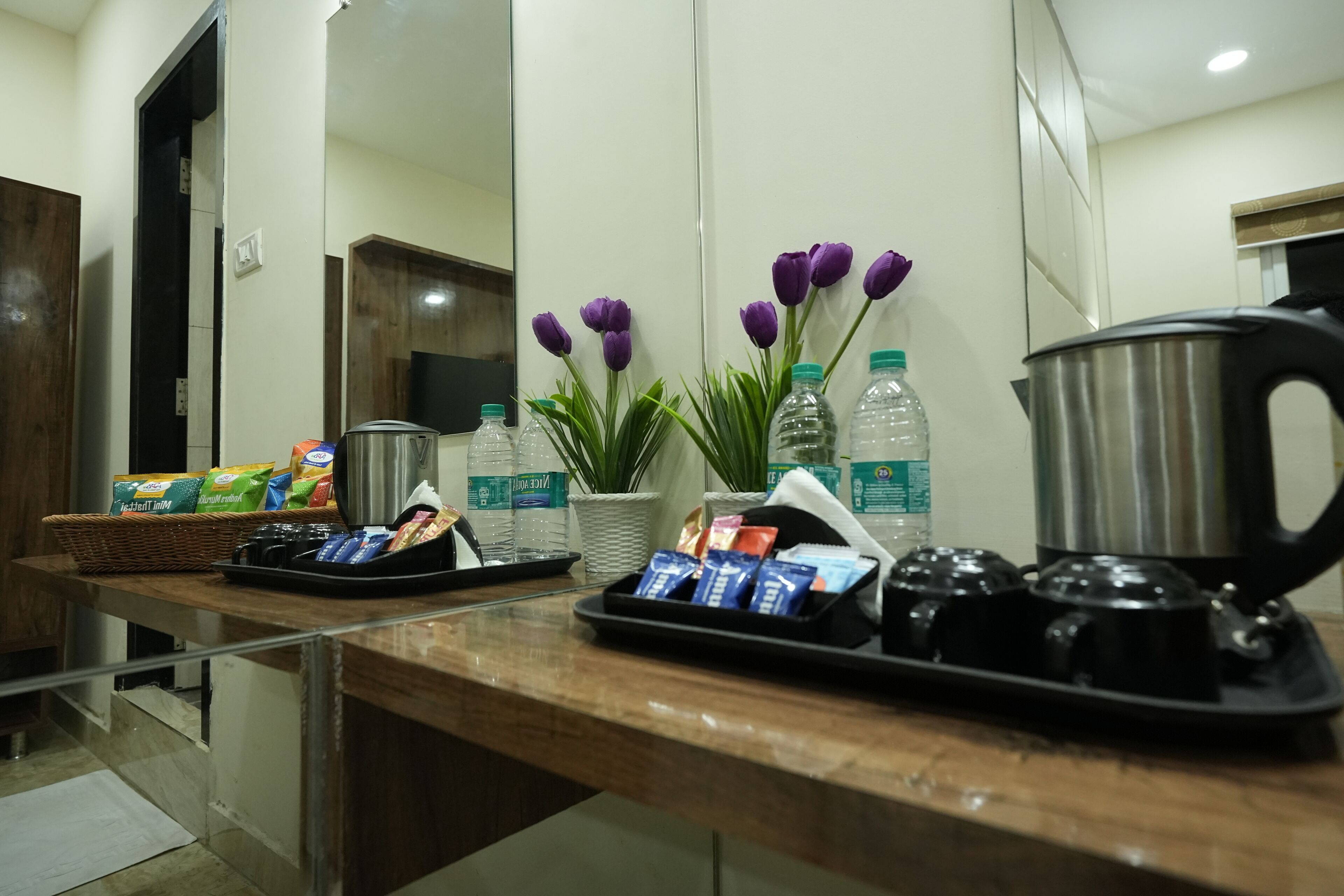 Deluxe Double Room | Coffee and/or coffee maker