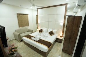 Family Suite | Premium bedding, pillowtop beds, in-room safe, individually furnished - Grace Residency Chennai Airport (Chennai)