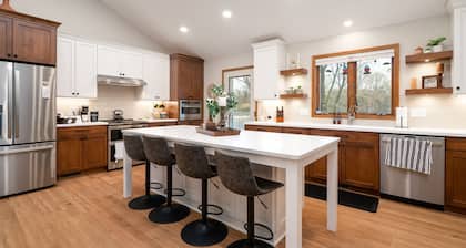 MINNeSTAY* Creekside Lodge | Nature