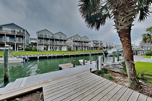 Marina - Driftwood | Canal Front, Sound View, Private Dock! (Topsail Beach)
