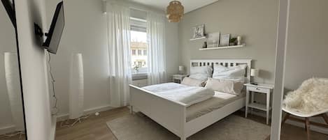 3 Schlafzimmer, Internetzugang, Bettwäsche