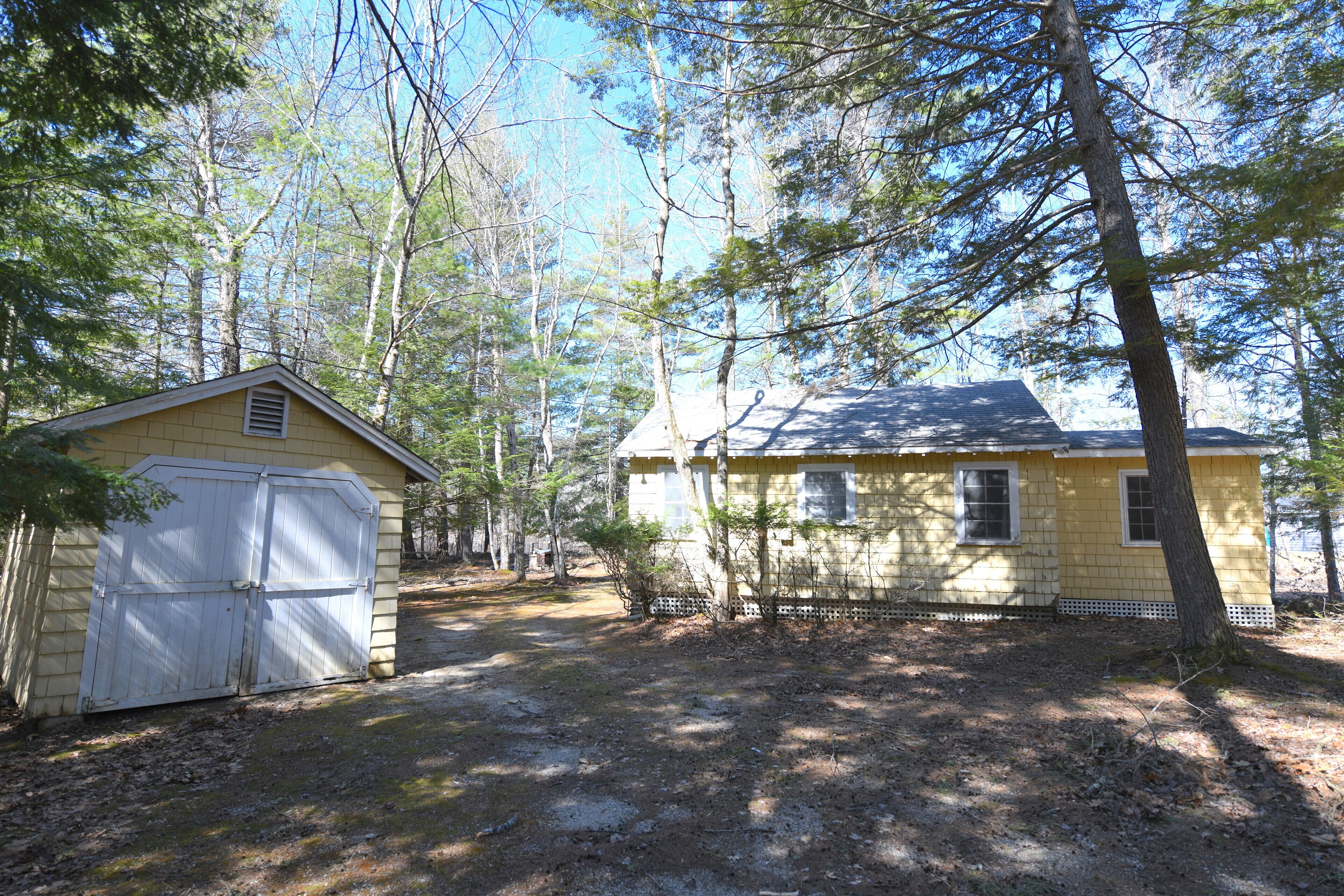 Classic Maine camp on Little Sebago Lake. Pet-friendly!