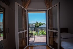 2 camere, ferro/asse da stiro, Wi-Fi gratuito