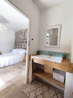 4 chambres, Wi-Fi, draps fournis
