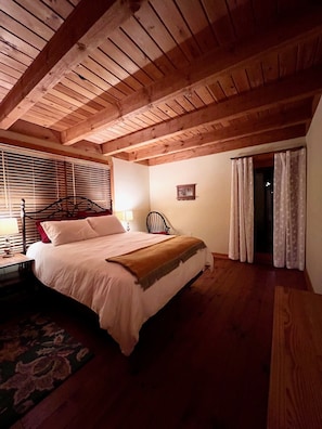 3 Schlafzimmer, Schreibtisch, kostenloses WLAN, Bettwäsche